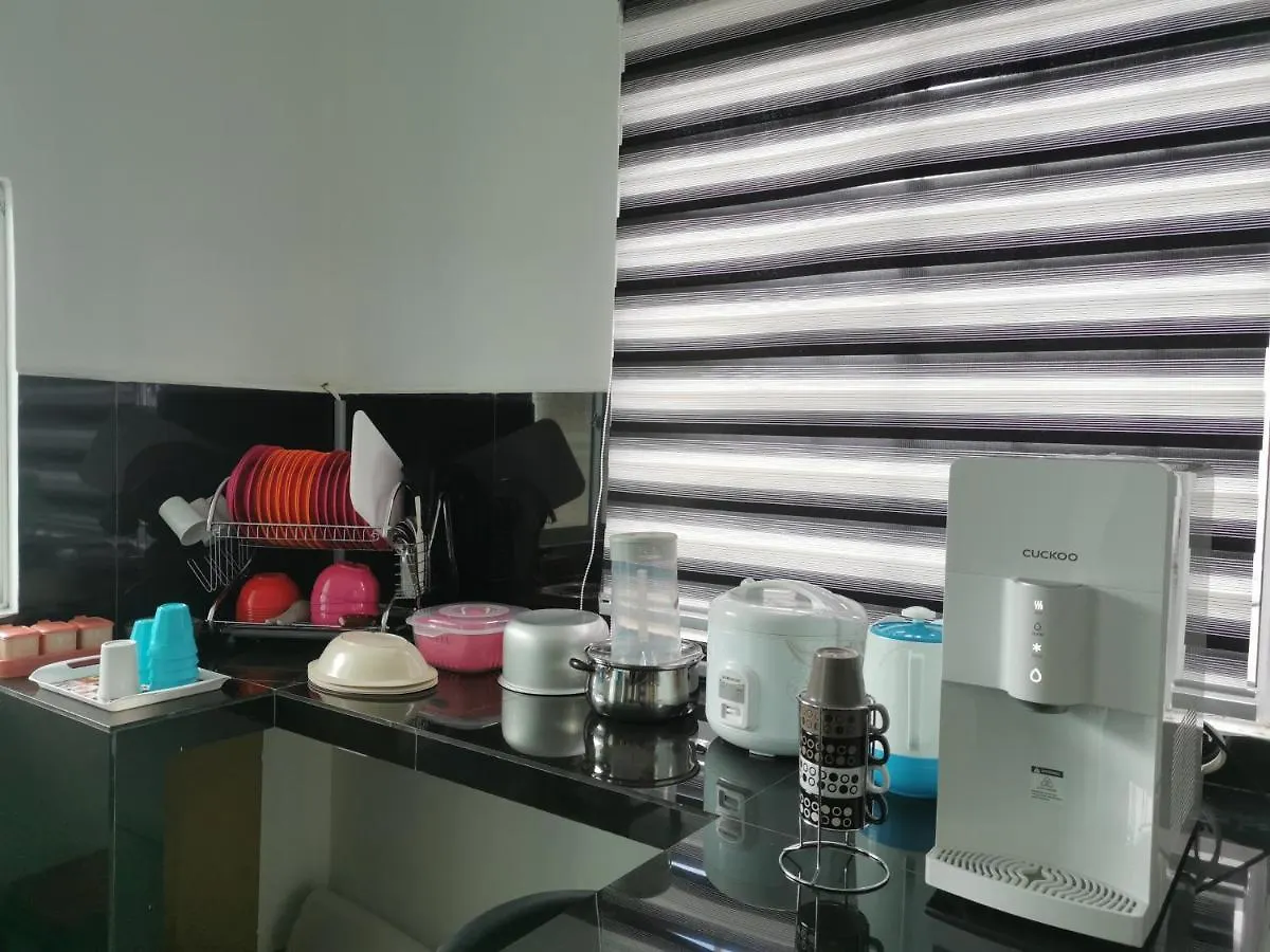 Nj_Homestay@Kkia/Petagas Kk Kota Kinabalu Prázdninový dům